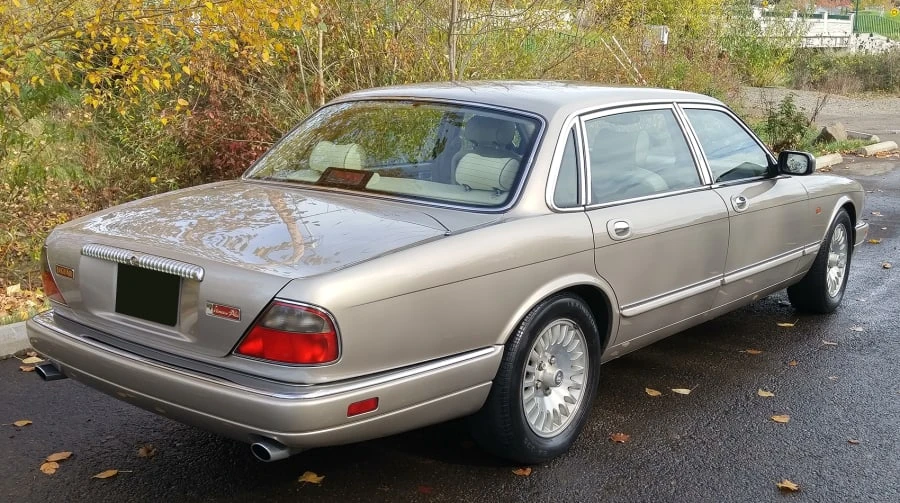 1996 Jaguar X300 XJ - Image 3 of 12