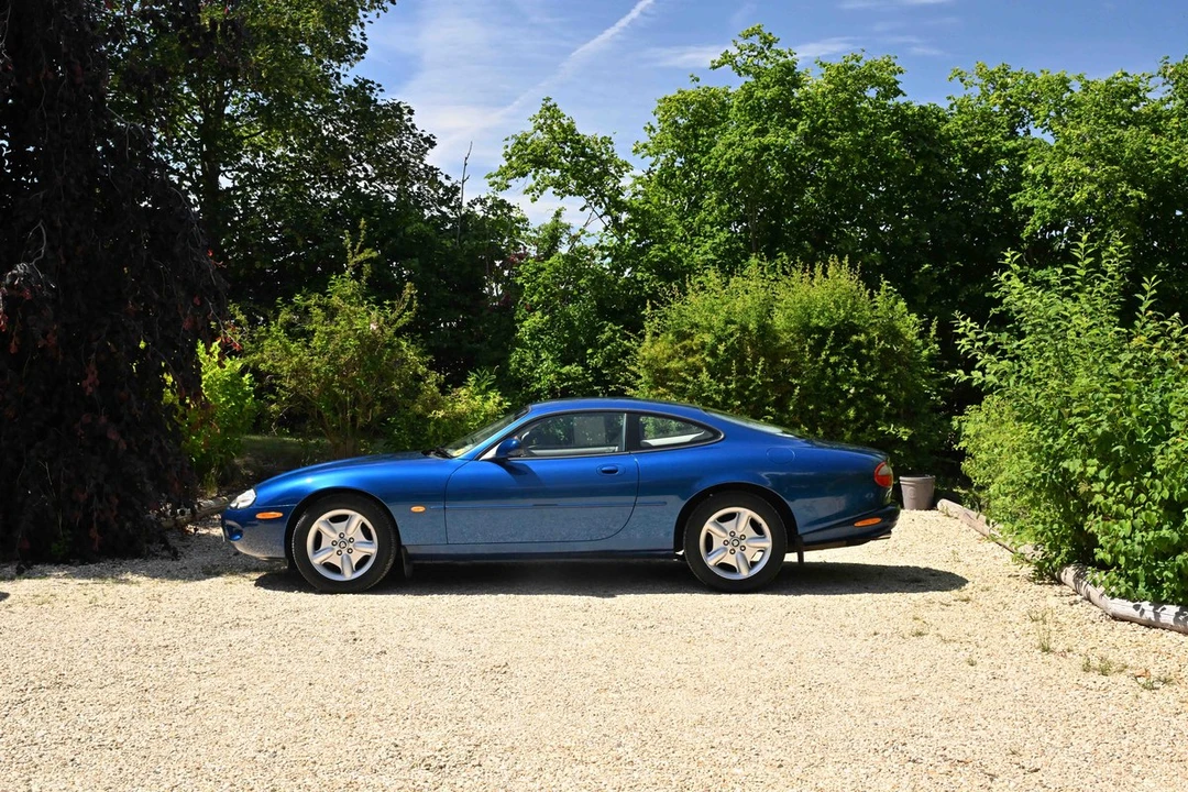 1996 Jaguar X100 XK8 - Image 11 of 30