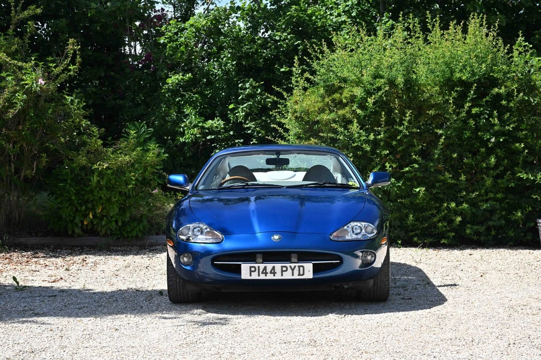 1996 Jaguar X100 XK8 - Image 9 of 30