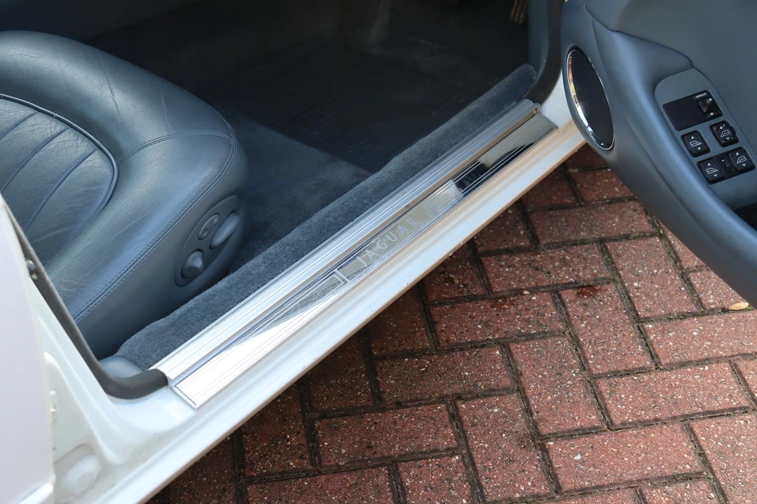 1996 Jaguar X300 XJ - Image 21 of 30