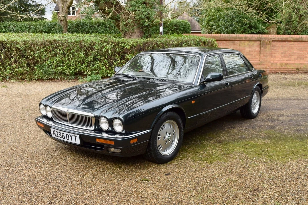 1996 Jaguar X300 XJ - Image 2 of 30