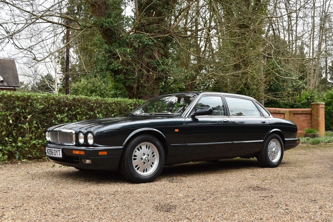 1996 Jaguar X300 XJ - Image 8 of 30