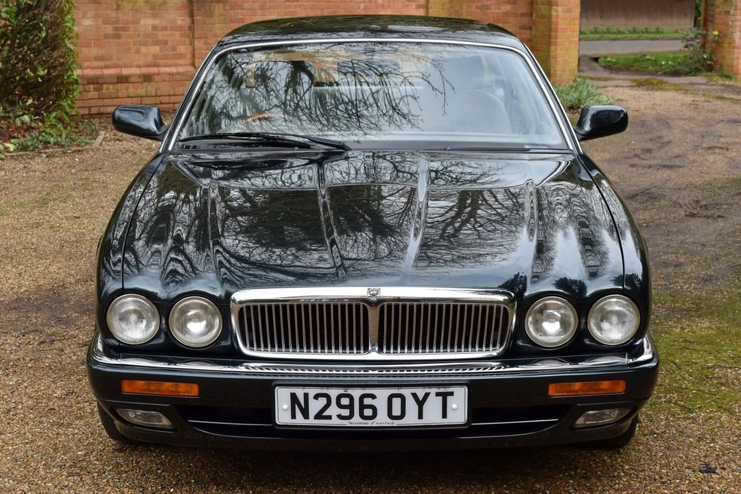 1996 Jaguar X300 XJ - Image 17 of 30
