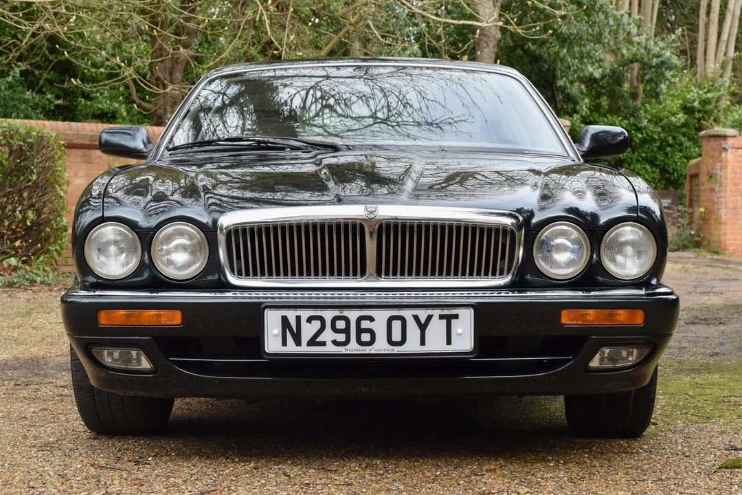 1996 Jaguar X300 XJ - Image 18 of 30