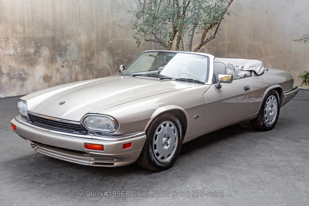 1996 Jaguar X300 XJ - Image 8 of 12
