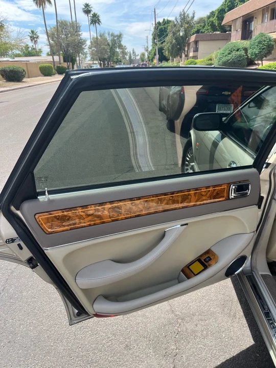 1996 Jaguar X300 XJ - Image 10 of 15
