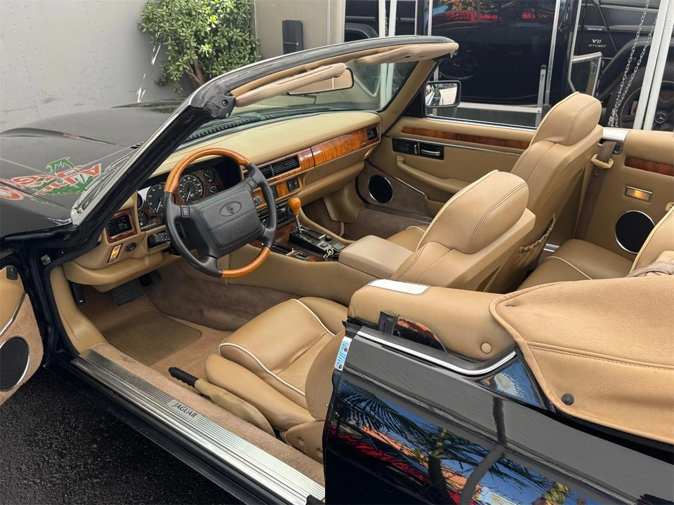 1996 Jaguar X300 XJ - Image 23 of 31
