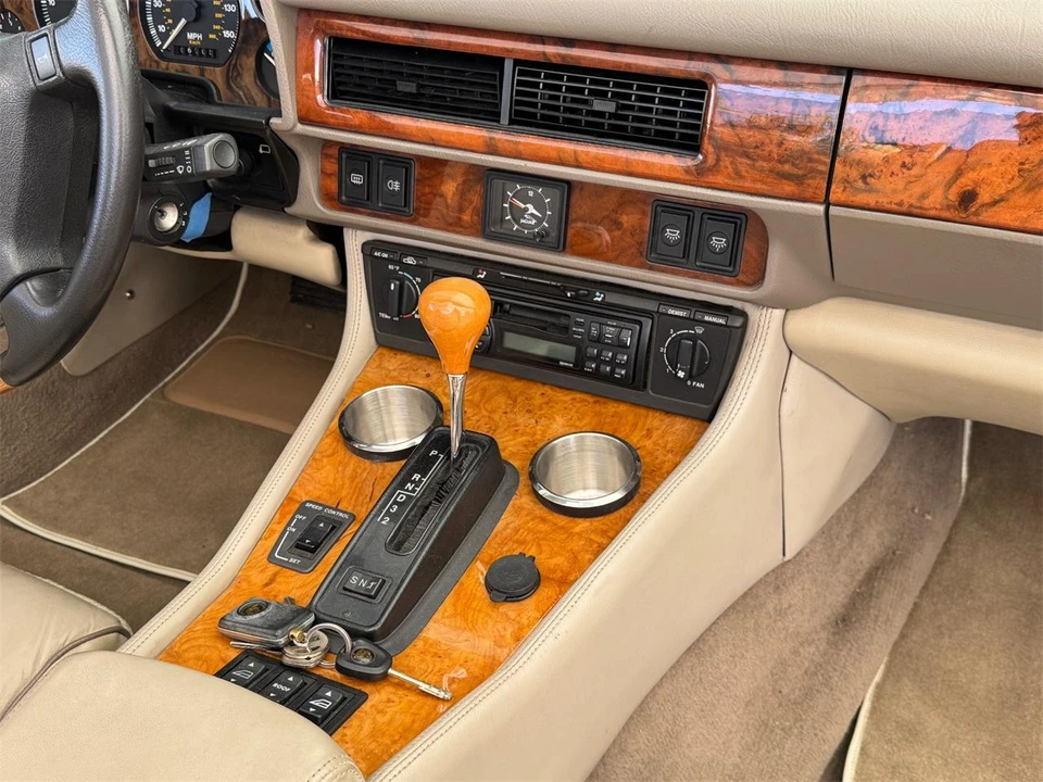 1996 Jaguar X300 XJ - Image 29 of 31