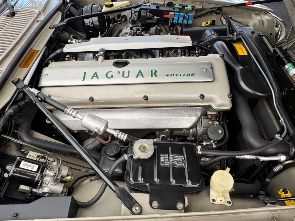 1996 Jaguar X300 XJ - Image 31 of 31