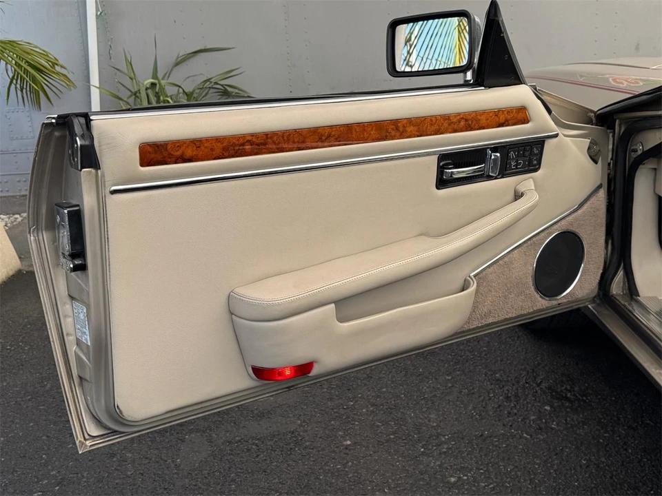 1996 Jaguar X300 XJ - Image 28 of 31