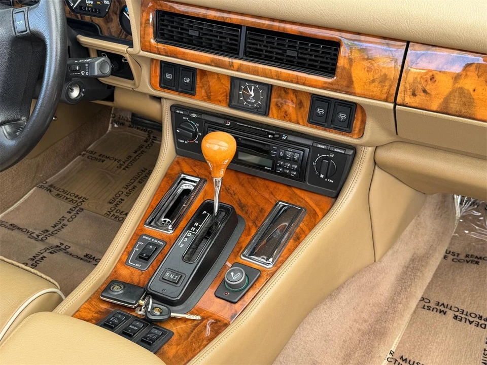 1996 Jaguar X300 XJ - Image 26 of 31