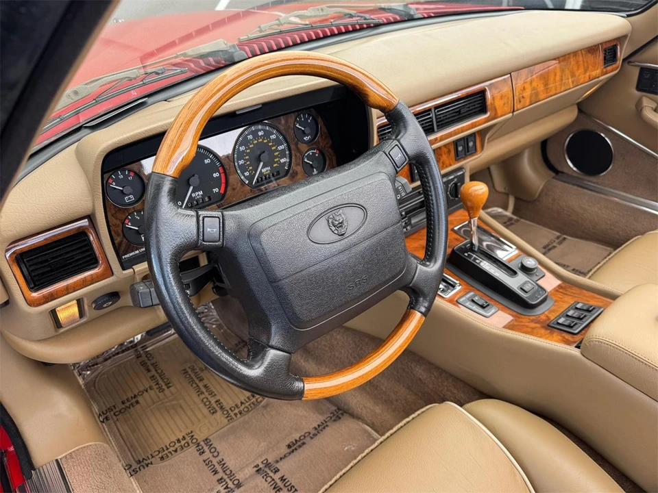 1996 Jaguar X300 XJ - Image 17 of 31