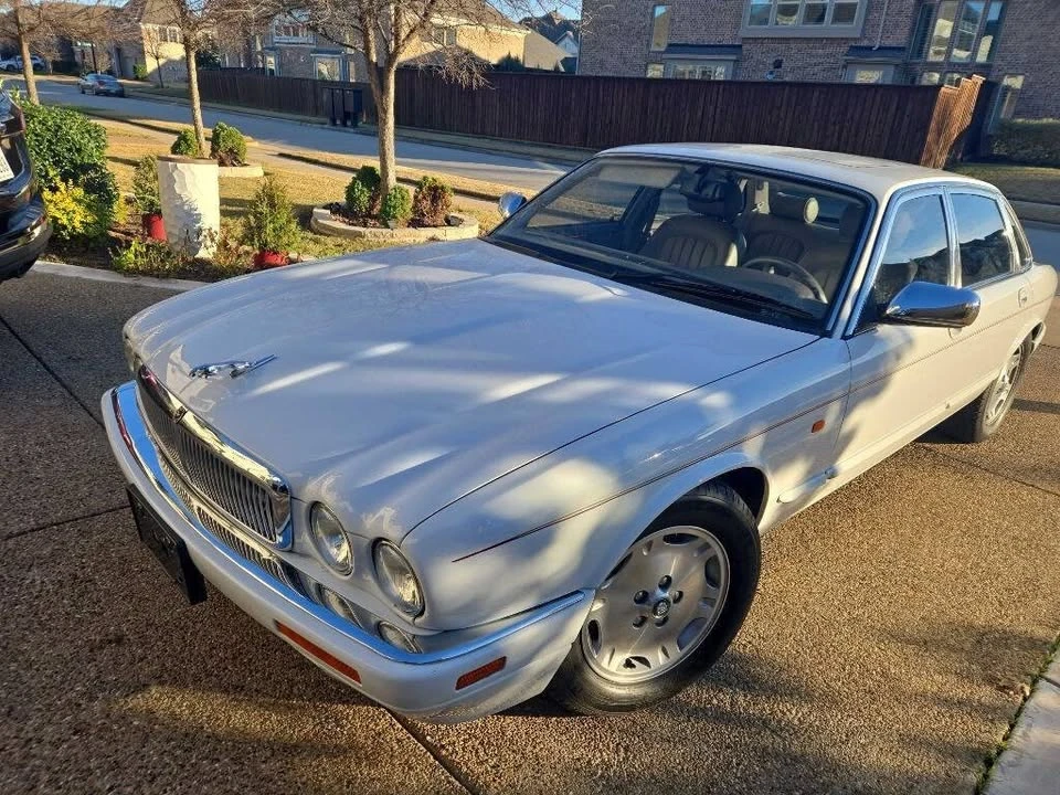 1996 Jaguar X300 XJ - Image 2 of 20