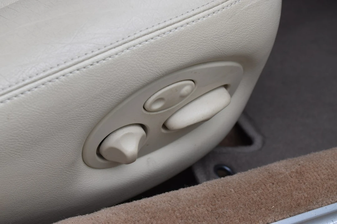 1996 Jaguar X300 XJ - Image 26 of 30