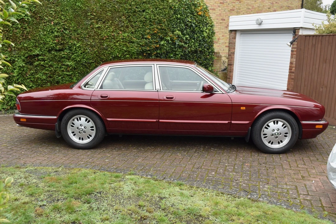 1996 Jaguar X300 XJ - Image 4 of 30