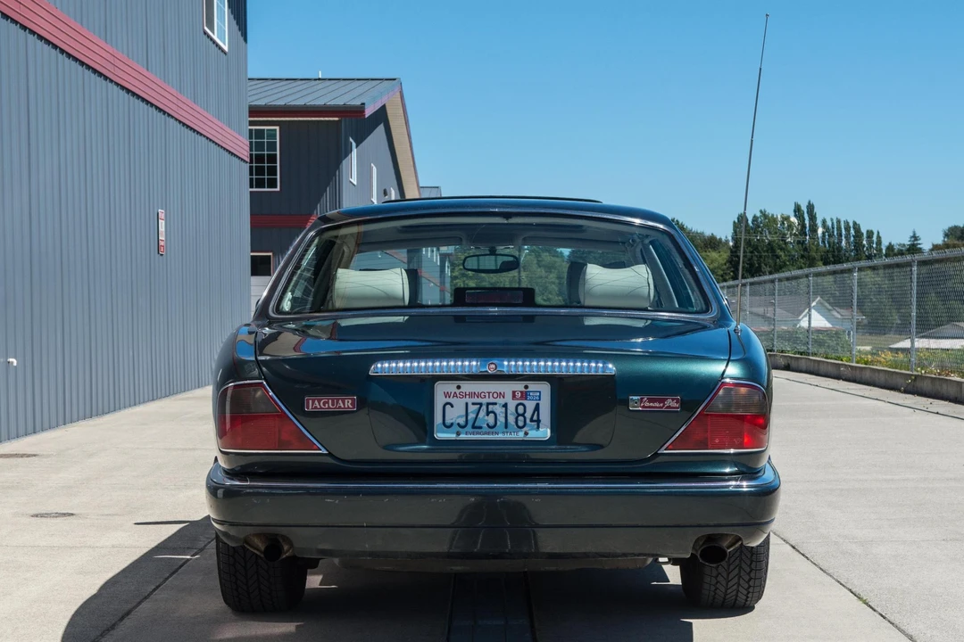1996 Jaguar X300 XJ - Image 5 of 31