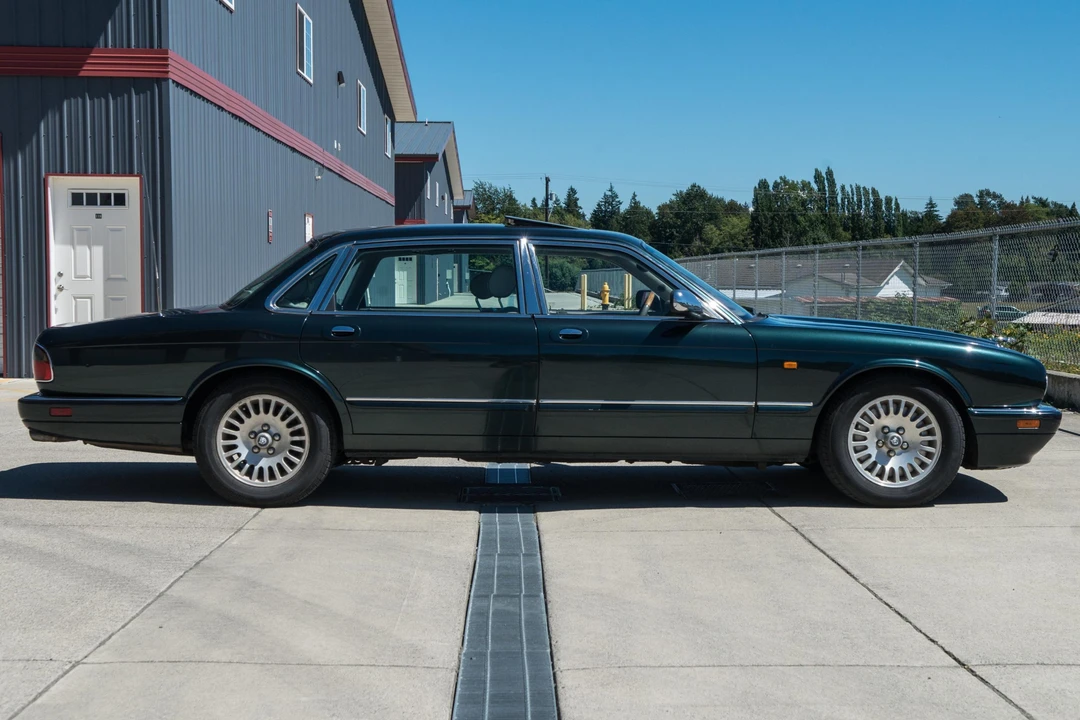 1996 Jaguar X300 XJ - Image 3 of 31