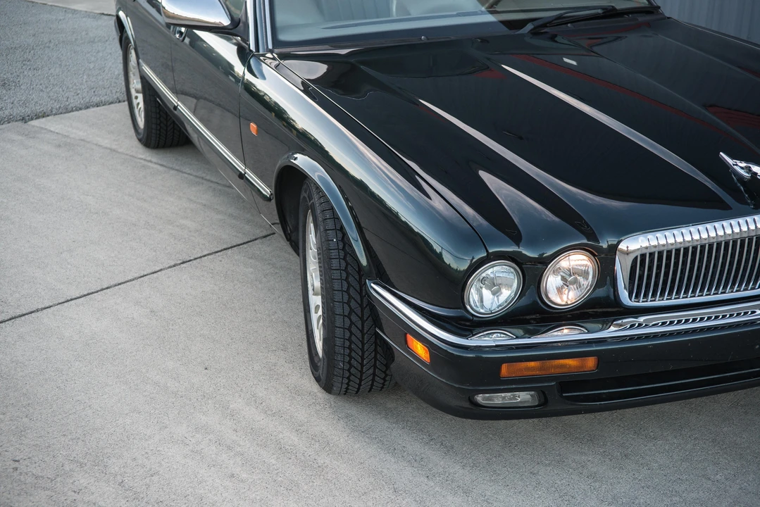 1996 Jaguar X300 XJ - Image 17 of 31