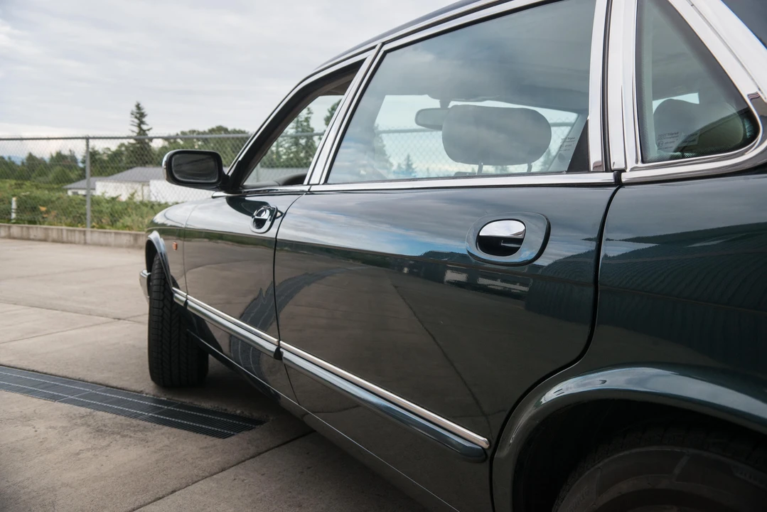 1996 Jaguar X300 XJ - Image 29 of 31