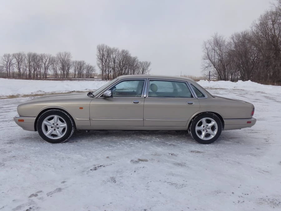 1996 Jaguar X300 XJ - Image 2 of 5