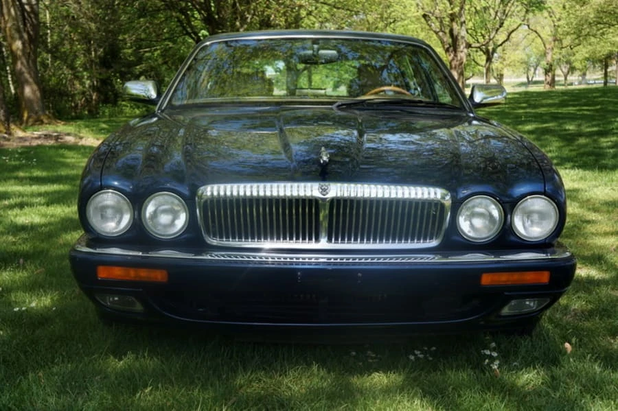 1996 Jaguar X300 XJ - Image 10 of 12