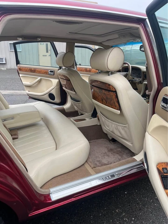 1996 Jaguar X300 XJ - Image 11 of 17