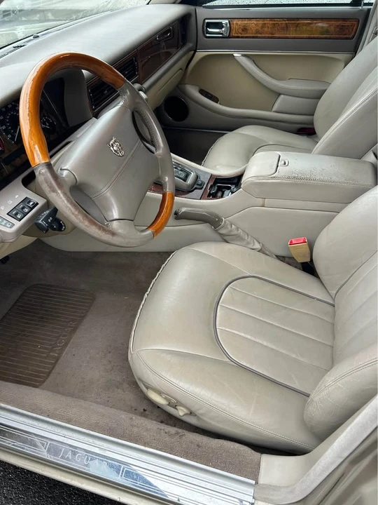 1996 Jaguar X300 XJ - Image 7 of 10