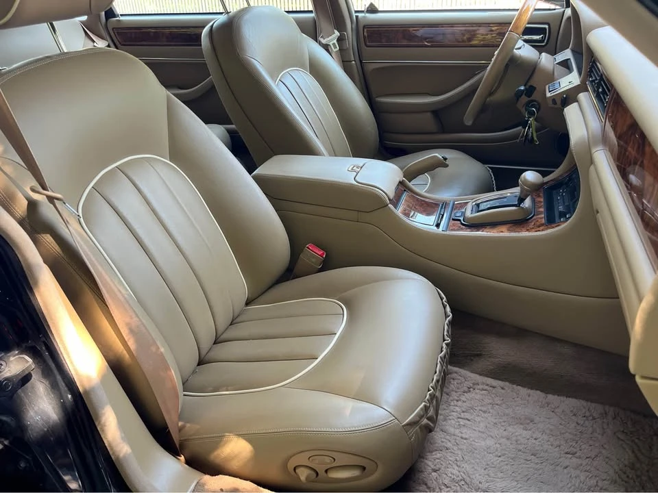 1996 Jaguar X300 XJ - Image 11 of 20