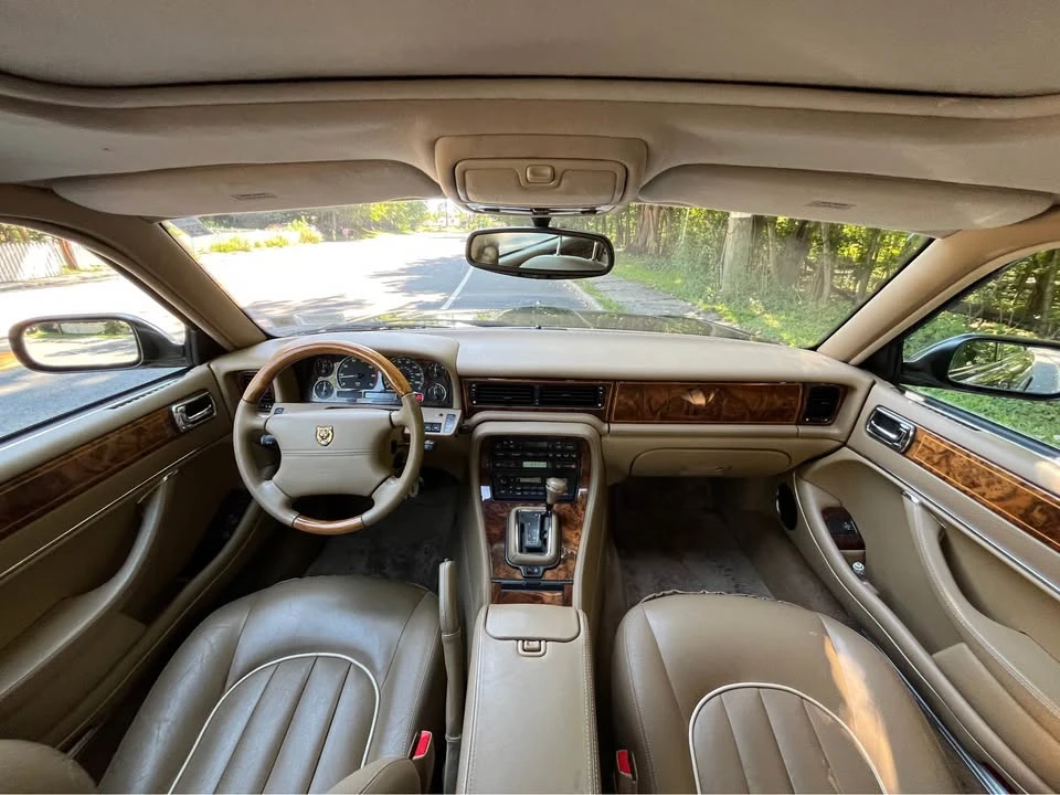 1996 Jaguar X300 XJ - Image 9 of 20