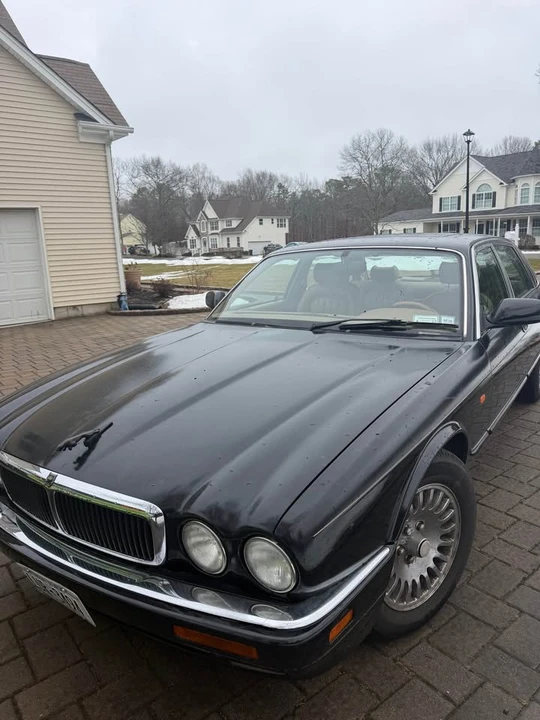 1996 Jaguar X300 XJ - Image 2 of 10
