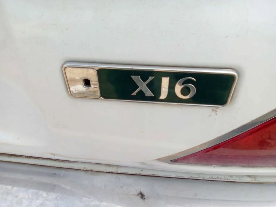 1996 Jaguar X300 XJ - Image 5 of 14