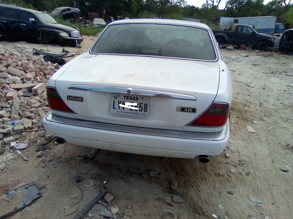1996 Jaguar X300 XJ - Image 11 of 14