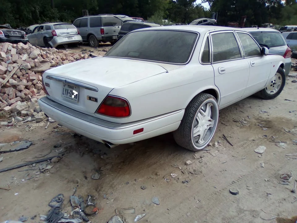1996 Jaguar X300 XJ - Image 13 of 14