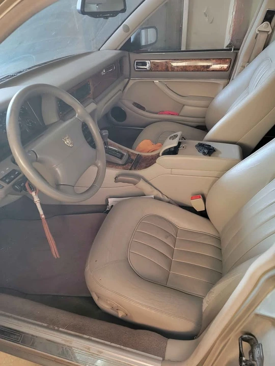 1996 Jaguar X300 XJ - Image 5 of 8