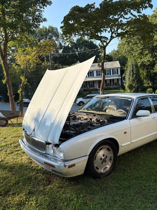 1996 Jaguar X300 XJ - Image 2 of 5