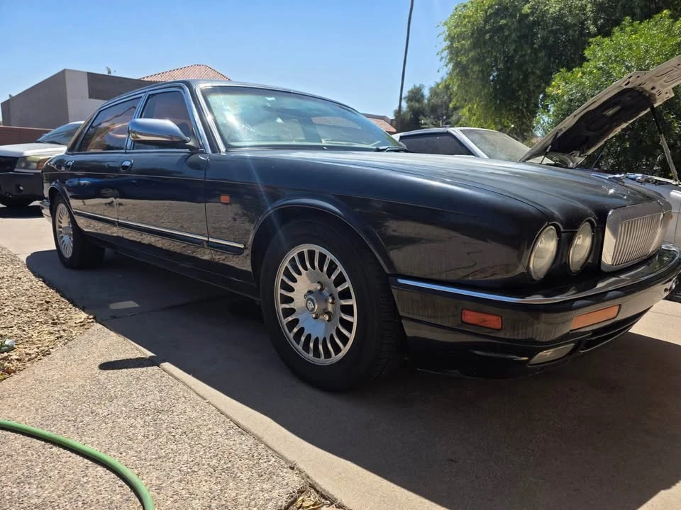 1996 Jaguar X300 XJ - Image 6 of 13