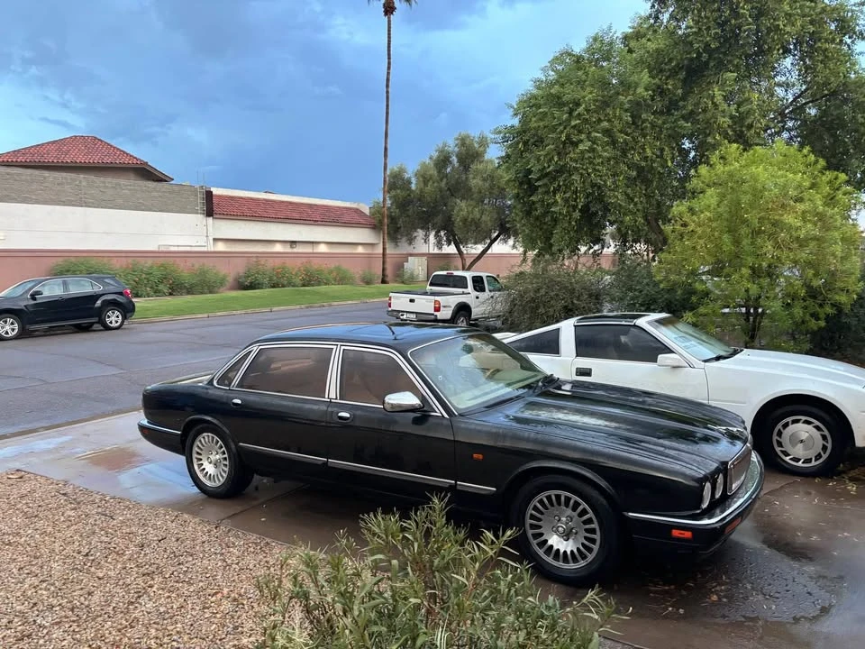 1996 Jaguar X300 XJ - Image 2 of 13