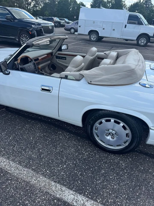 1996 Jaguar XJS Convertible - Image 2 of 15