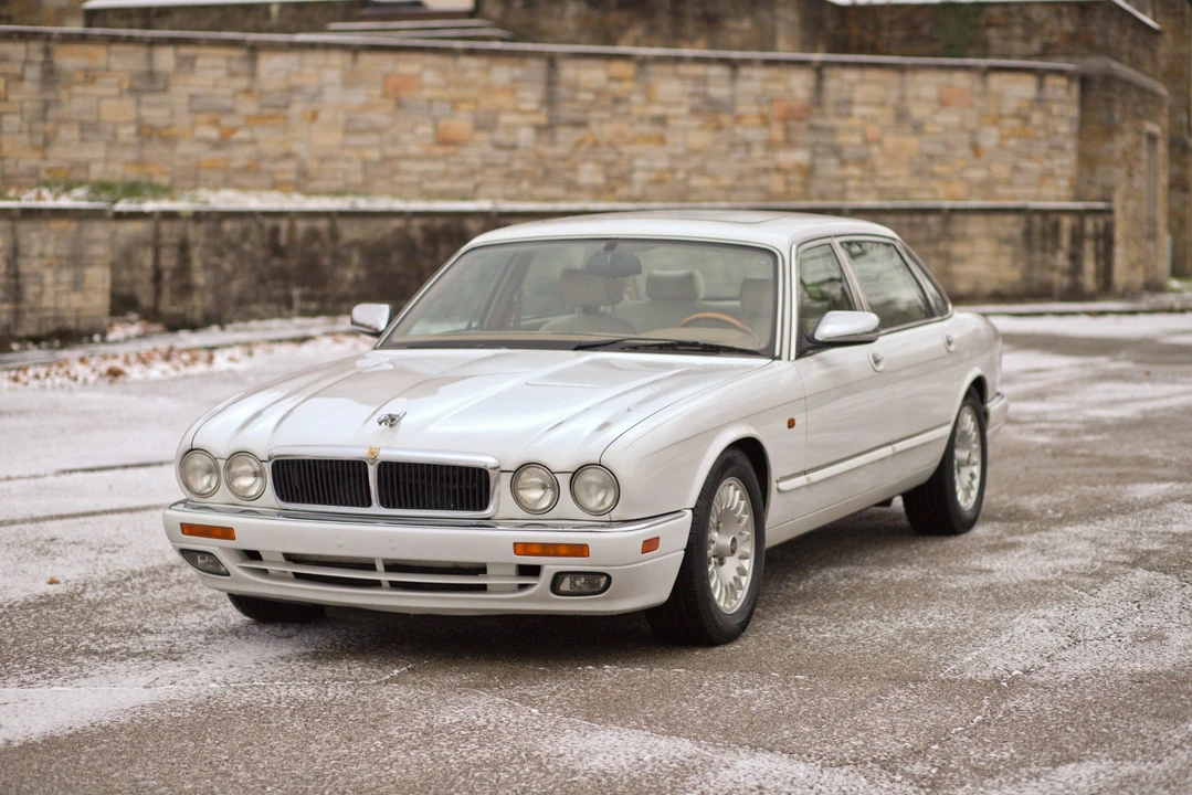 1996 Jaguar X300 XJ - Image 4 of 31