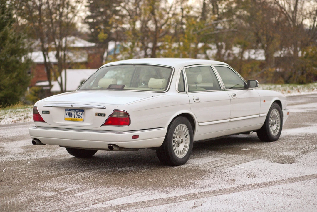 1996 Jaguar X300 XJ - Image 16 of 31
