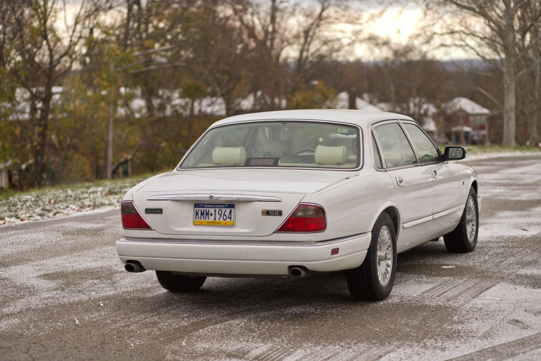1996 Jaguar X300 XJ - Image 18 of 31