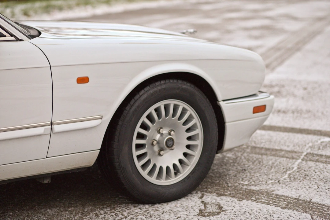1996 Jaguar X300 XJ - Image 31 of 31