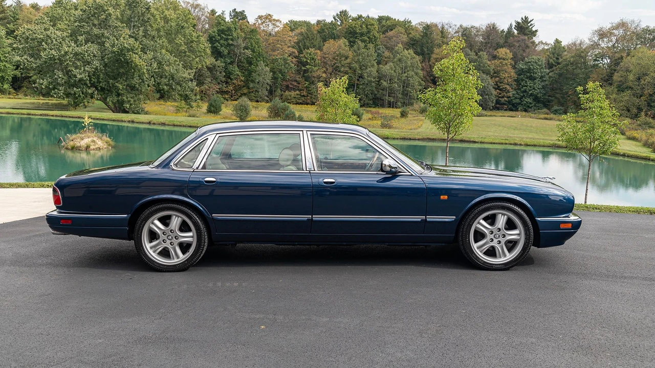 1996 Jaguar X300 XJ - Image 19 of 31
