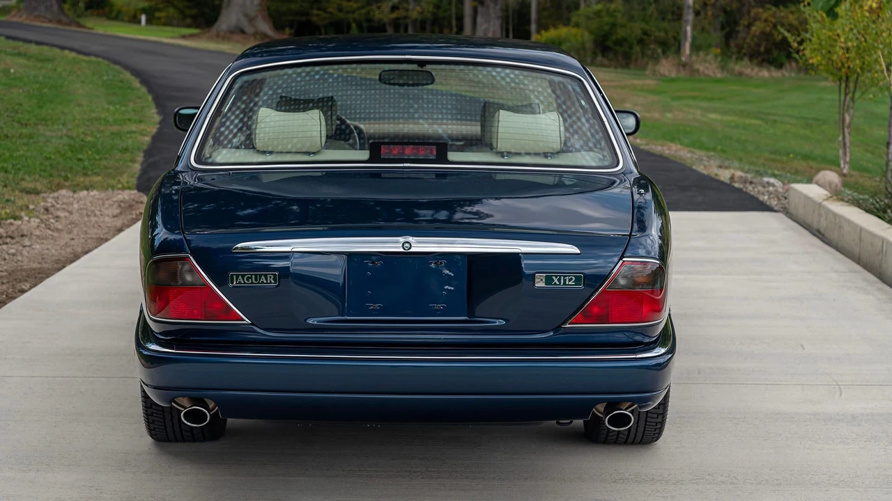 1996 Jaguar X300 XJ - Image 29 of 31