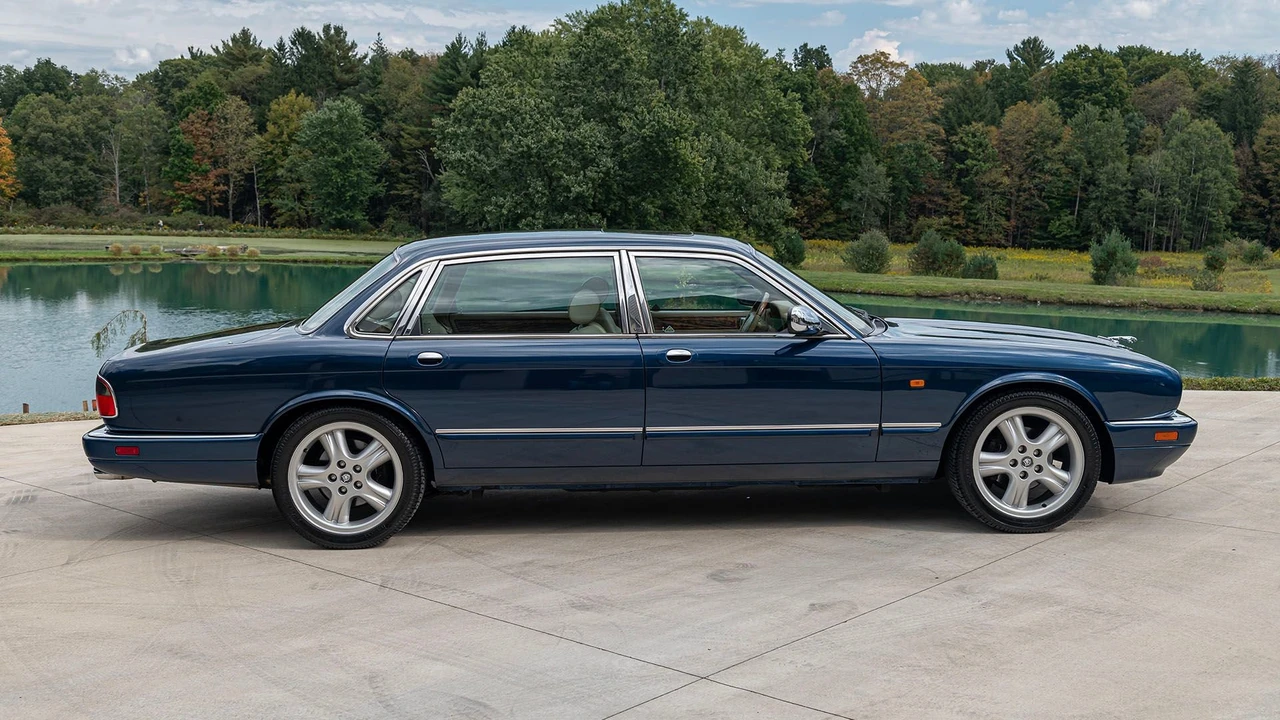 1996 Jaguar X300 XJ - Image 21 of 31