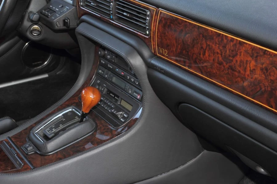 1996 Jaguar X300 XJ - Image 6 of 12