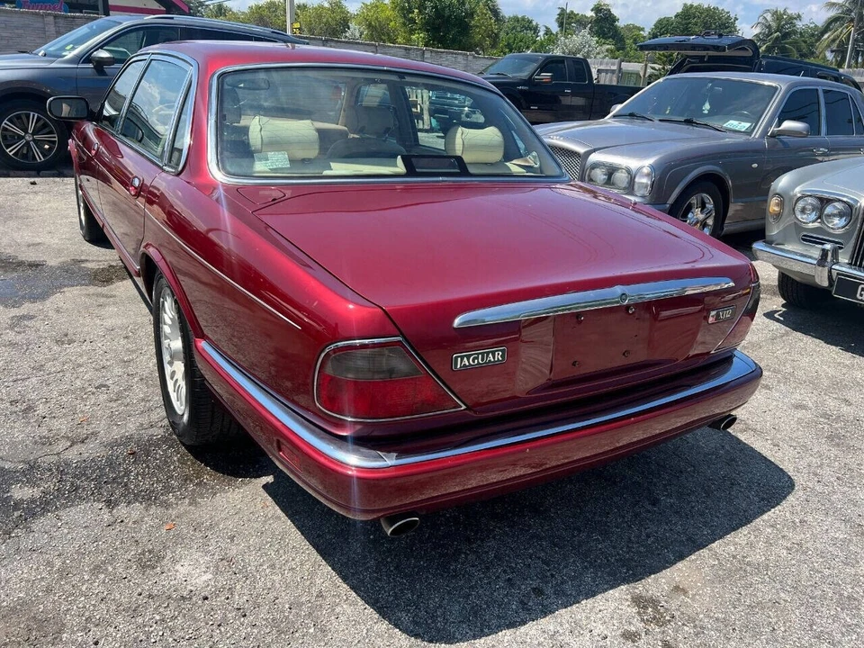 1996 Jaguar X300 XJ - Image 4 of 20