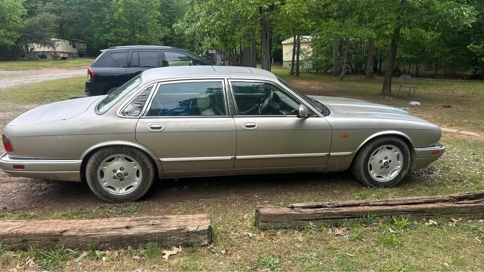 1996 Jaguar X300 XJ - Image 2 of 6
