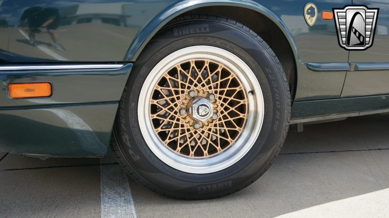 1996 Jaguar X300 XJ - Image 8 of 21