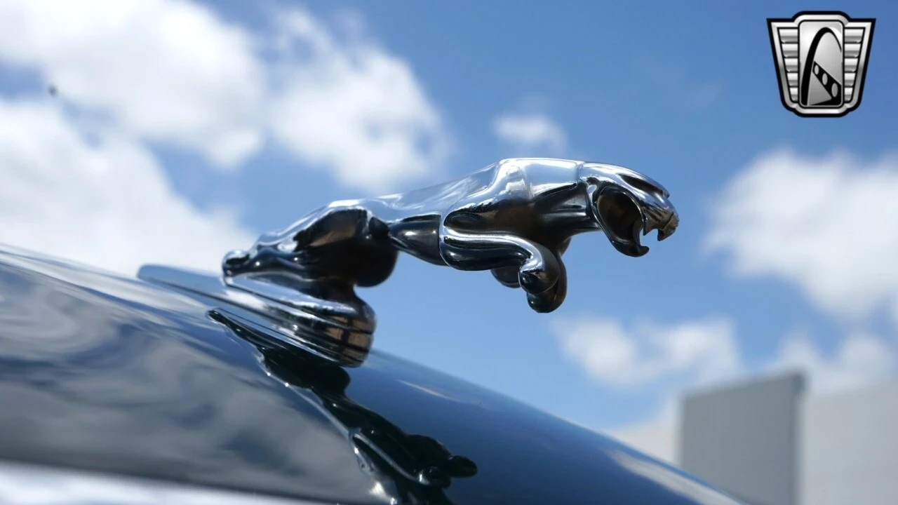 1996 Jaguar X300 XJ - Image 13 of 21